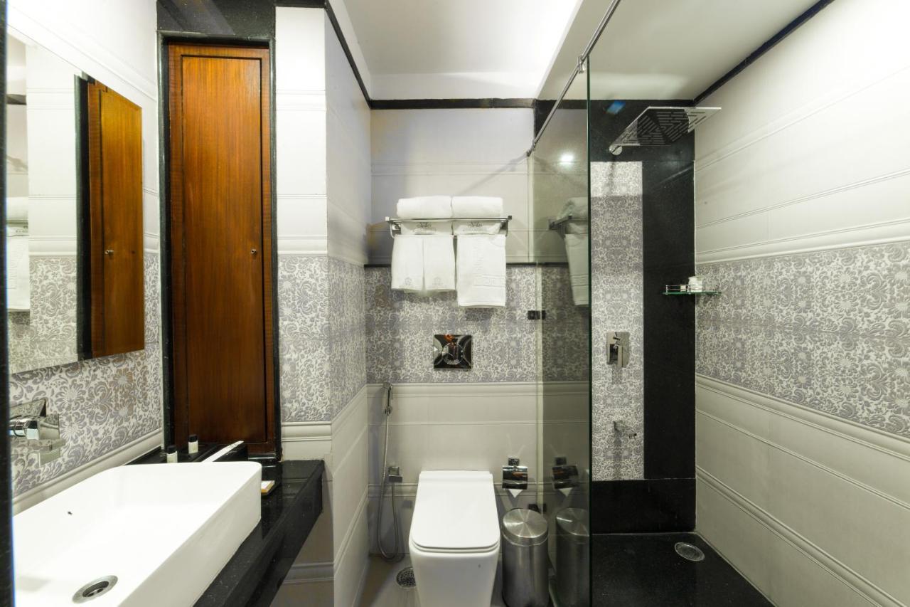 Costa Riviera Hotel Bénarès Extérieur photo